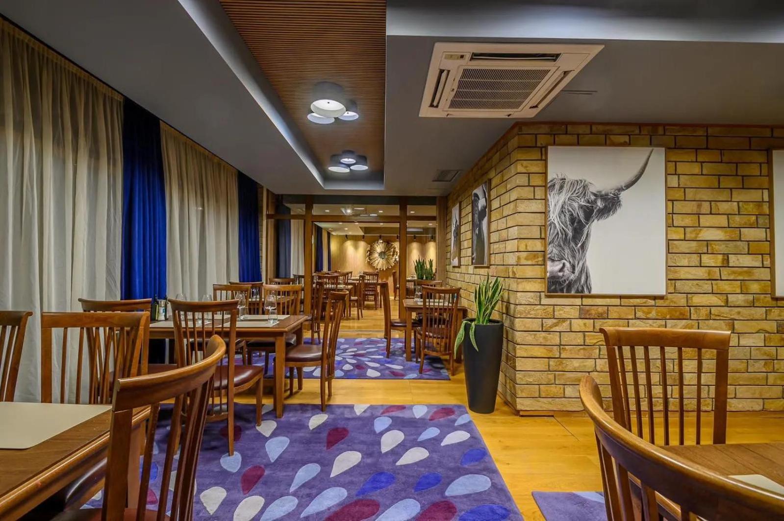 The Lodge Hotel بوروفتس المظهر الخارجي الصورة
